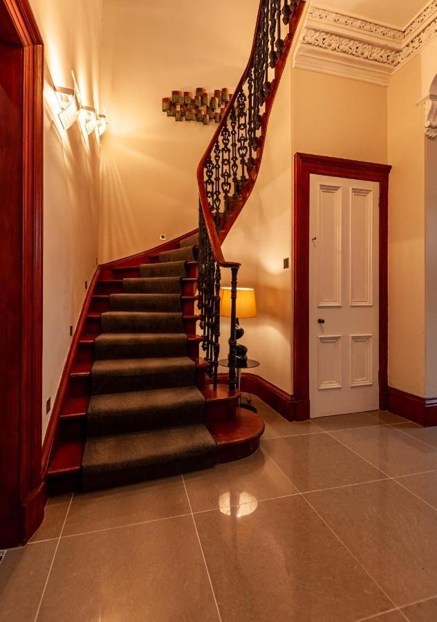 Nelson Manor Dundee